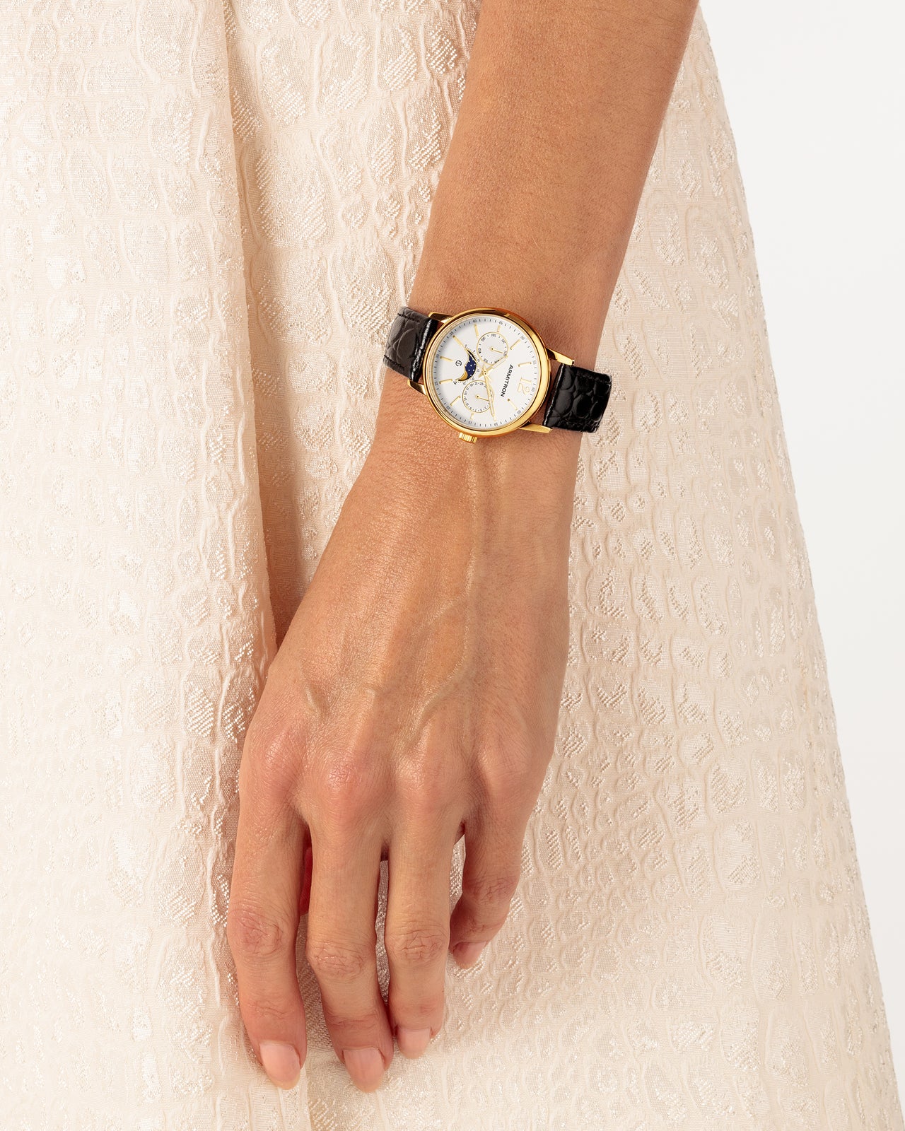 Eugen™ | 42mm, Black Leather-Men-Armitron